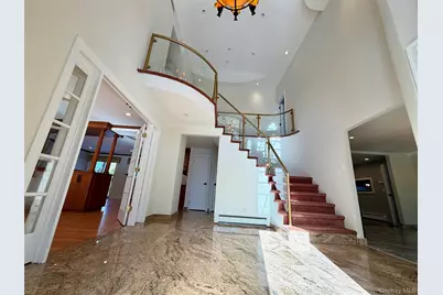 5 Glen Hill Court, Dix Hills, NY 11746 - Photo 5