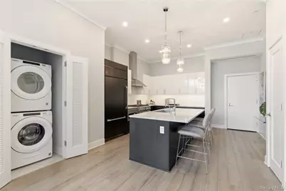 100 Garvies Point Road #1001, Glen Cove, NY 11542 - Photo 19