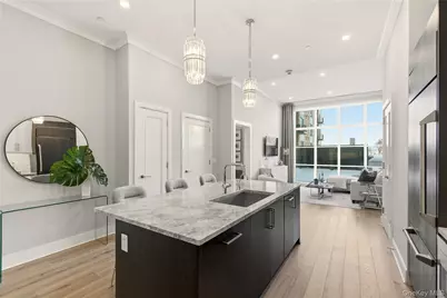 100 Garvies Point Road #1001, Glen Cove, NY 11542 - Photo 15