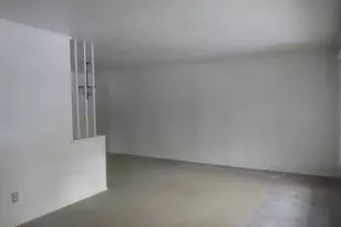 10 Lori St, Poughkeepsie, NY 12603 - Photo 5