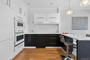 166 Pembroke St, Brooklyn, NY 11235 - Photo 15