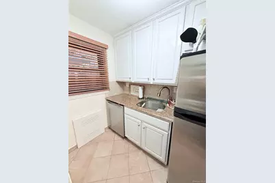 1213 E Broadway #B12, Hewlett, NY 11557 - Photo 23