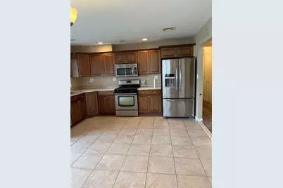 65 Gateway Drive, Copiague, NY 11726 - Photo 5