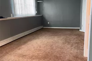 65 Gateway Dr, Copiague, NY 11726 - Photo 17