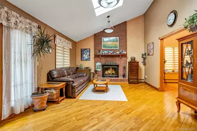 69 Churchill Lane, Smithtown, NY 11787 - Photo 9