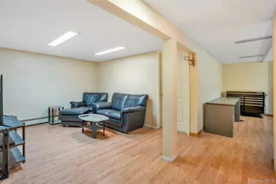 69 Churchill Lane, Smithtown, NY 11787 - Photo 25