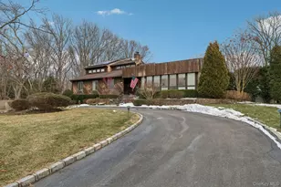 16 Fox Hollow Ridings Rd, Northport, NY 11768 - Photo 3