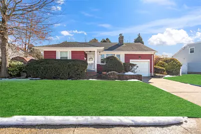 16 Newmarket Road, Syosset, NY 11791 - Photo 1