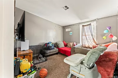 25 Laurel Road, Nyack, NY 10960 - Photo 19