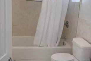 [Address not provided], Far Rockaway, NY 11692 - Photo 5