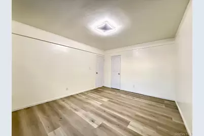 38-15 149 Street #5H, Flushing, NY 11354 - Photo 17