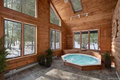 27 Manchester Road, Rock Hill, NY 12775 - Photo 17