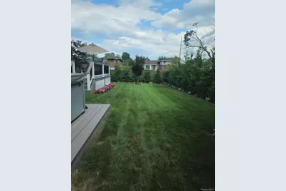 129 Stephen Street, Levittown, NY 11756 - Photo 29