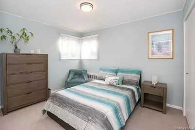 129 Stephen Street, Levittown, NY 11756 - Photo 19