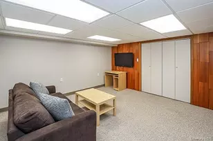 129 Stephen St, Levittown, NY 11756 - Photo 25