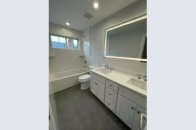 473 Andrews Road, Mineola, NY 11501 - Photo 7