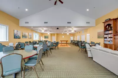 34 Sarah Court, Amityville, NY 11701 - Photo 21