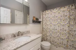 34 Sarah Ct, Amityville, NY 11701 - Photo 13