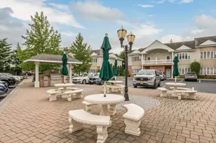 34 Sarah Ct, Amityville, NY 11701 - Photo 19