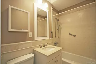 111 7th St, Garden City, NY 11530 - Photo 13