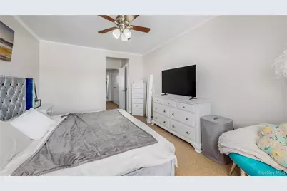 198-18 Pompeii Avenue #2, Hollis, NY 11423 - Photo 9