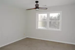 18 Deer Crossing Dr, Fishkill, NY 12524 - Photo 17