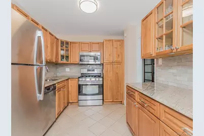 3935 Blackstone Avenue #8A, Bronx, NY 10471 - Photo 1