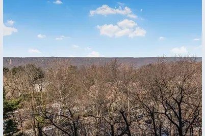 3935 Blackstone Avenue #8A, Bronx, NY 10471 - Photo 17