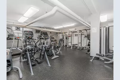 3935 Blackstone Avenue #8A, Bronx, NY 10471 - Photo 13