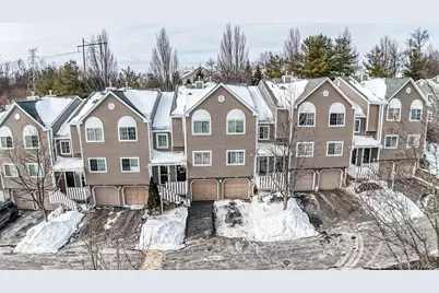 200 Eagle Ridge Way, Nanuet, NY 10954 - Photo 3