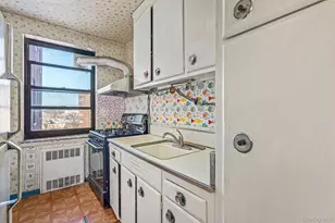 25-34 Union St, Flushing, NY 11354 - Photo 15