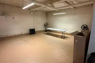 67-25 Clyde St, Forest Hills, NY 11375 - Photo 11