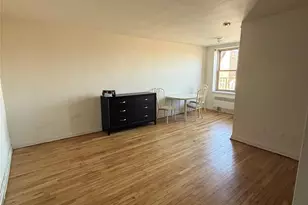 67-25 Clyde St, Forest Hills, NY 11375 - Photo 3