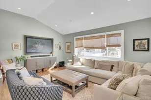 34 Corsa St, Dix Hills, NY 11746 - Photo 7