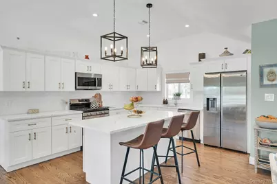 34 Corsa Street, Dix Hills, NY 11746 - Photo 15