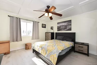 1721 Michael William Road, Merrick, NY 11566 - Photo 15