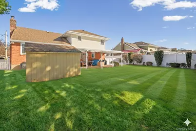 95 Rhodes Avenue, Hempstead, NY 11550 - Photo 3