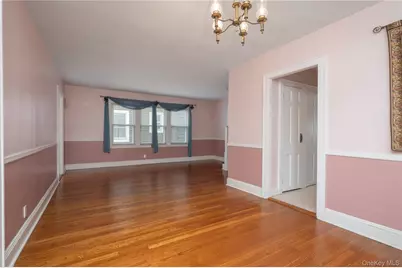 61 Dartmouth Street, Williston Park, NY 11596 - Photo 11