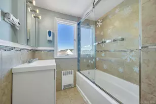 21 Clay Ln, Levittown, NY 11756 - Photo 31