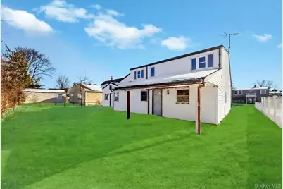 21 Clay Lane, Levittown, NY 11756 - Photo 37