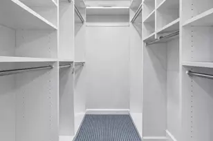 100 Baker Ct, Island Park, NY 11558 - Photo 11