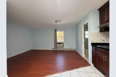 6109 167th Street #2F, Fresh Meadows, NY 11365 - Photo 3