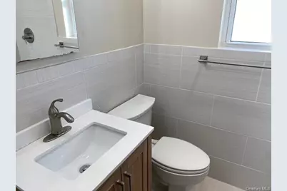 260-29 73rd Avenue #1st fl, Glen Oaks, NY 11004 - Photo 11