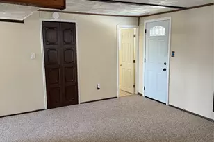 192 E 5th St, Deer Park, NY 11729 - Photo 15