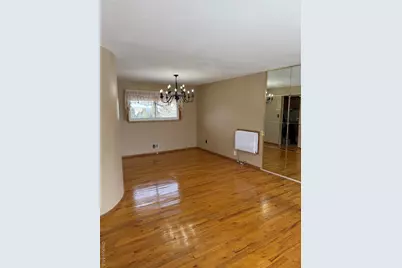 192 E 5th Street, Deer Park, NY 11729 - Photo 5