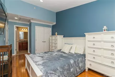 218 Willow Lane, Valley Stream, NY 11580 - Photo 9