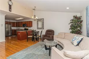 218 Willow Ln, Valley Stream, NY 11580 - Photo 5