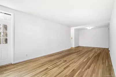 953 W Boston Post Road #3O, Mamaroneck, NY 10543 - Photo 3