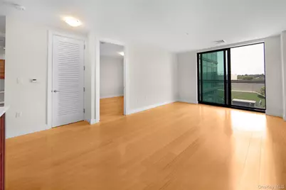 701 Ridge Hill Boulevard #9N, Yonkers, NY 10710 - Photo 3