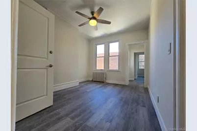 31-17 43rd Street #3, Astoria, NY 11103 - Photo 3